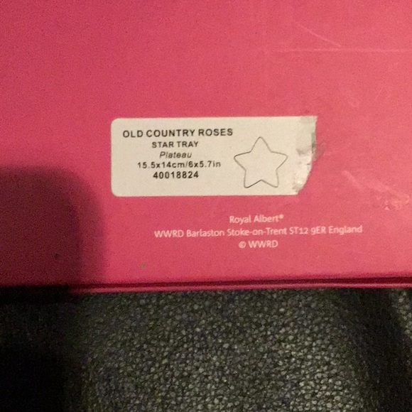 Royal Albert Star Tray Old Country Roses 6 x 5.7 Inches Brand New in Box - Picture 2 of 2
